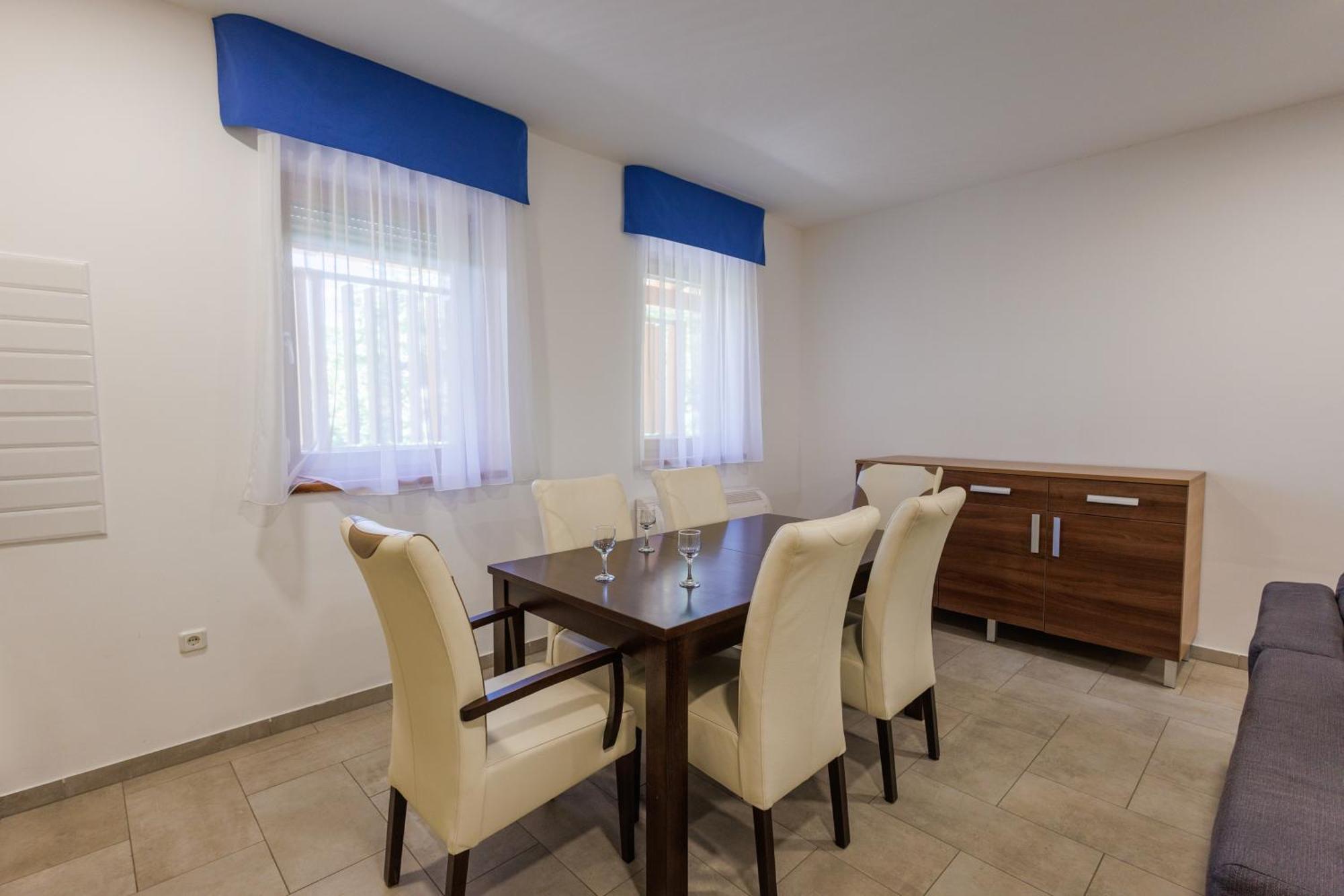 Jacht Apartmanok بالاتونفوريد المظهر الخارجي الصورة