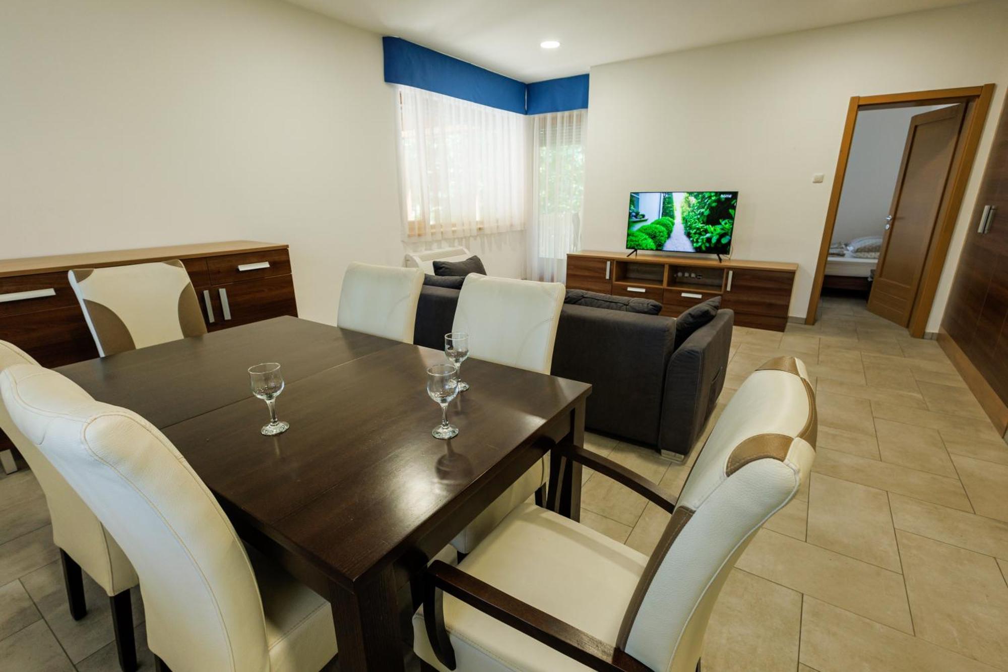 Jacht Apartmanok بالاتونفوريد المظهر الخارجي الصورة