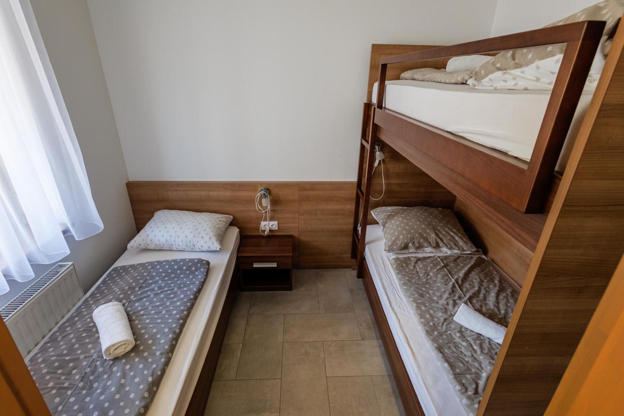 Jacht Apartmanok بالاتونفوريد المظهر الخارجي الصورة