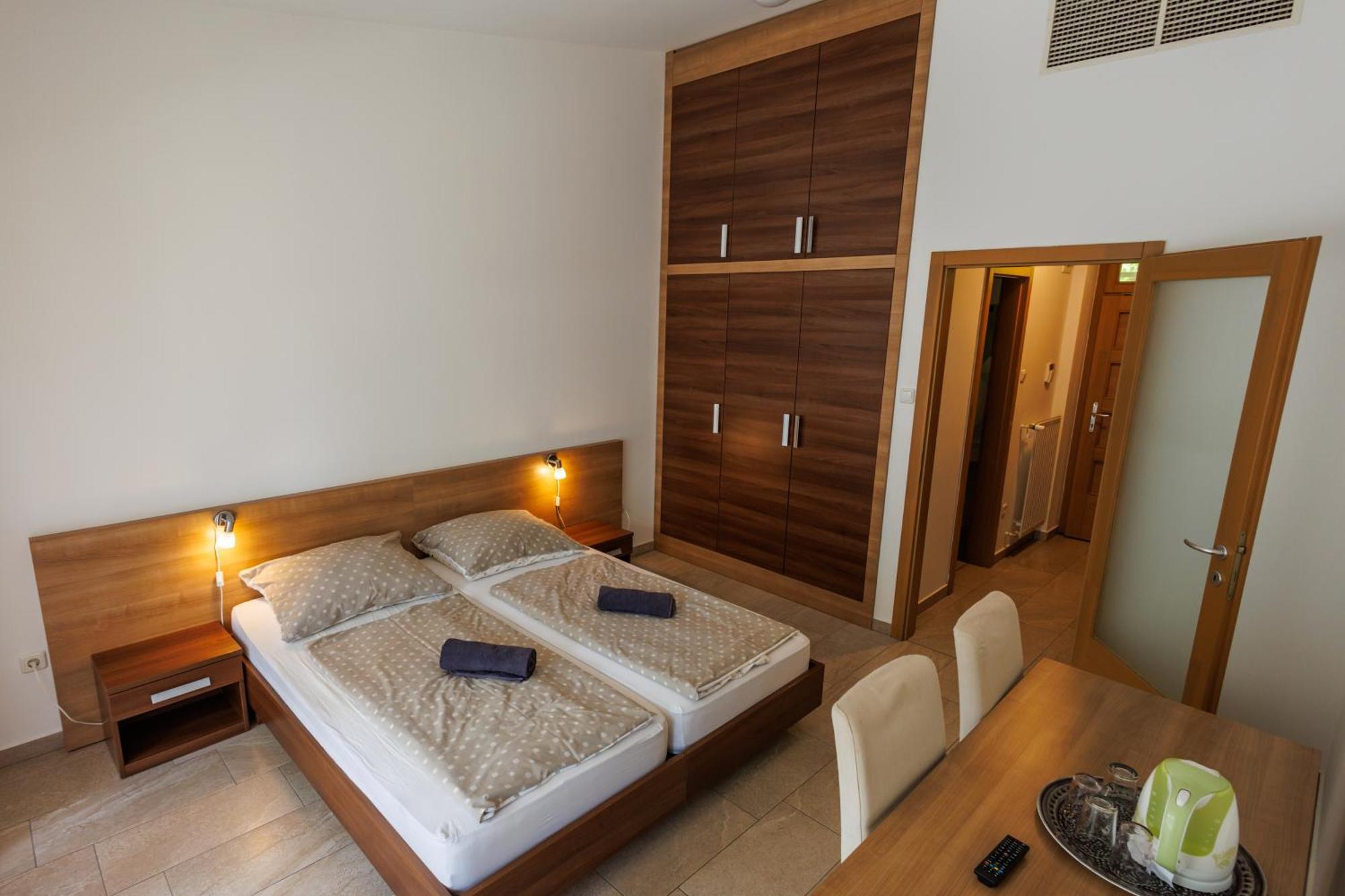 Jacht Apartmanok بالاتونفوريد المظهر الخارجي الصورة